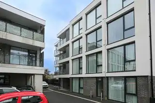 Apt 14 124 High StreetImage 22