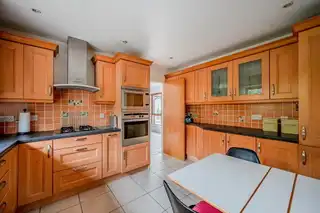 5 Plas MerdynImage 18