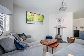 5 Village BrowImage 8