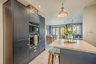 5 Village BrowImage 11