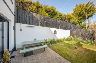 5 Village BrowImage 30