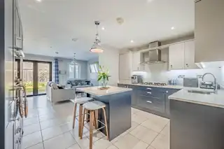 5 Village BrowImage 10