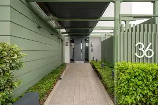 Apt 2.5 36 Shore RoadImage 2