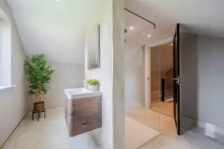 16 Ferndene RoadImage 29