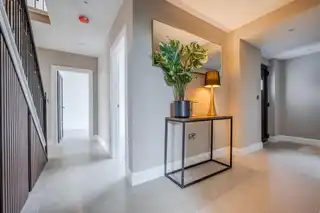 16 Ferndene RoadImage 4