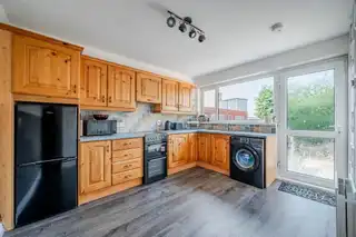 8 Innisfayle ParkImage 5