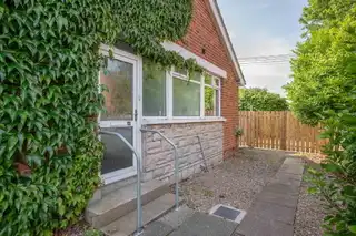 8 Innisfayle ParkImage 2