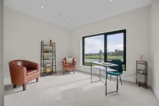 1 Whinney HillImage 8