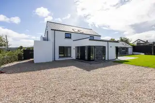 Image 1 for 2 Whinney Hill