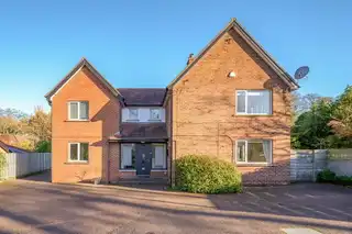 Image 1 for 8 Croft Road