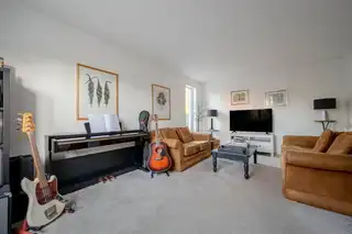 8 Croft RoadImage 5