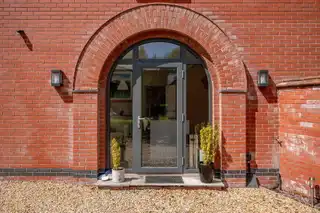 11 Cultra Station RoadImage 2