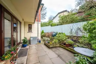 Apt 4 Wood LodgeImage 21