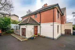 Apt 4 Wood LodgeImage 18