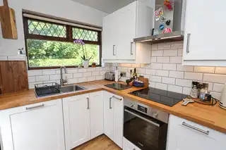 10 Wood EndImage 12