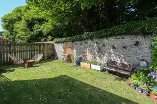 10 Wood EndImage 27