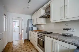 57 Downshire RoadImage 8
