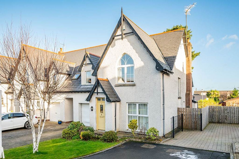 Properties for Sale in Carnalea