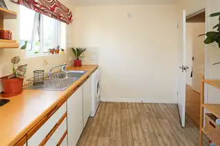 3 O'neills PlaceImage 10