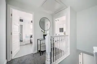 15 Linen CrescentImage 10