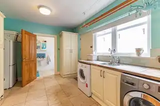 7 Dufferin VillasImage 15