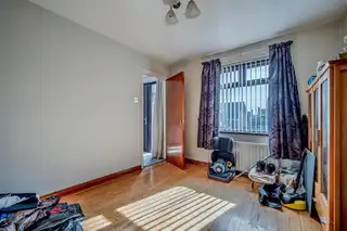 9 Hanover DaleImage 13