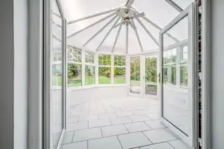 9 Hanover DaleImage 11