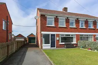 Image 1 for 5 Church Crescent