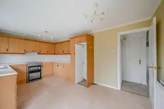 28 Irvine ParkImage 9