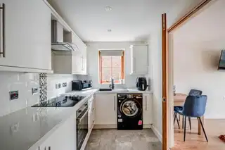 Flat 2 244 Clandeboye RoadImage 10
