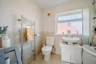 1 Woodford GrangeImage 17