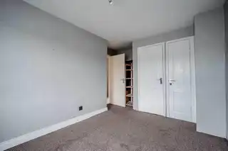 6 Meadow CloseImage 9