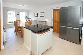 24 Walmer GroveImage 13