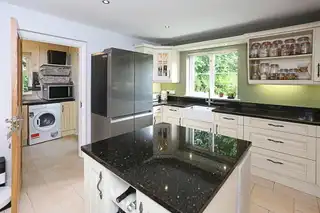 24 Walmer GroveImage 12