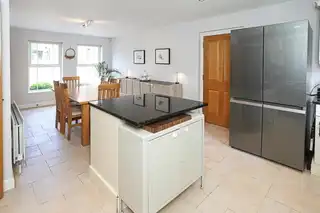 24 Walmer GroveImage 13