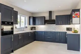 14 Rowanvale CrescentImage 6