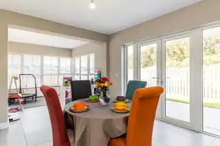 14 Rowanvale CrescentImage 7