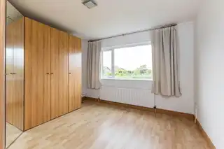 16 DeanfieldImage 15