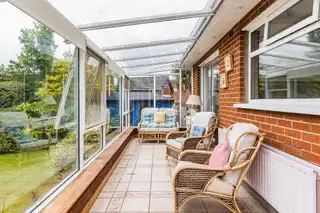 16 DeanfieldImage 12