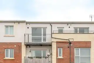 37 Upritchard GardensImage 2
