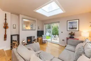 78 Ashley DriveImage 5