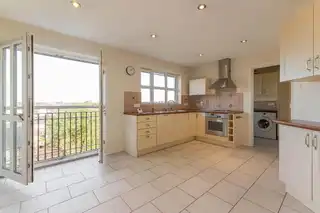 8 24 Ballyholme RoadImage 12