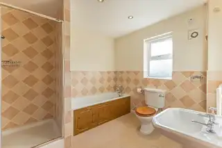 8 24 Ballyholme RoadImage 16