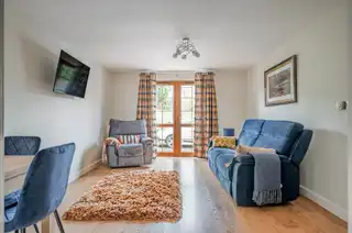 Flat 2 244 Clandeboye RoadImage 7