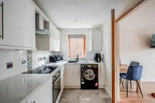 Flat 2 244 Clandeboye RoadImage 10