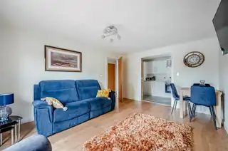 Flat 2 244 Clandeboye RoadImage 8