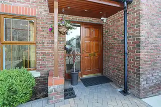 24 Walmer GroveImage 2