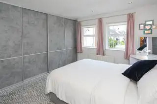 24 Walmer GroveImage 22