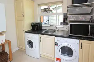24 Walmer GroveImage 17