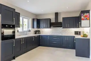 14 Rowanvale CrescentImage 6